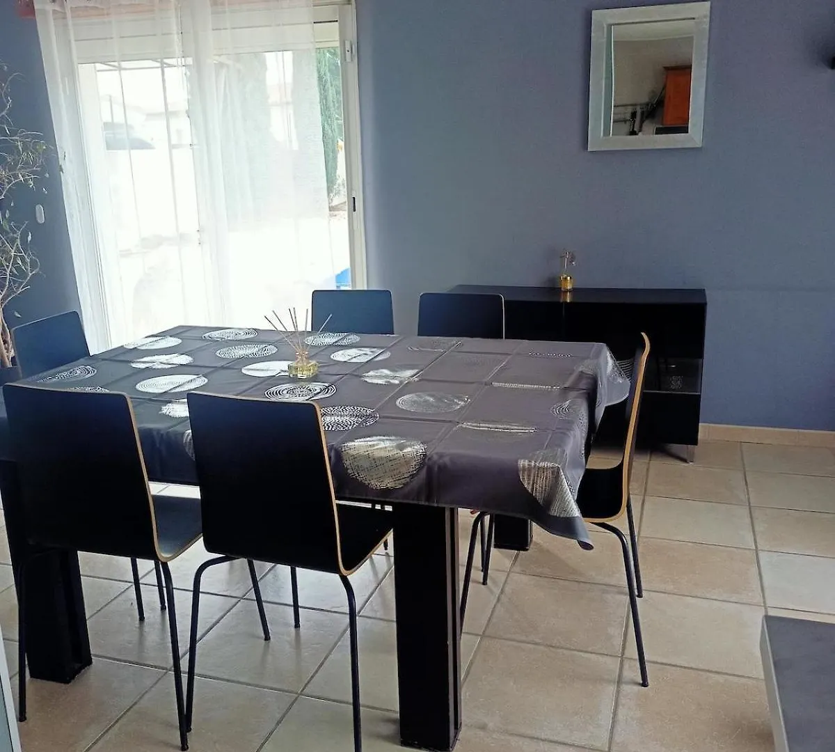 Maison Individuelle Grillon 4 Chambres Villa