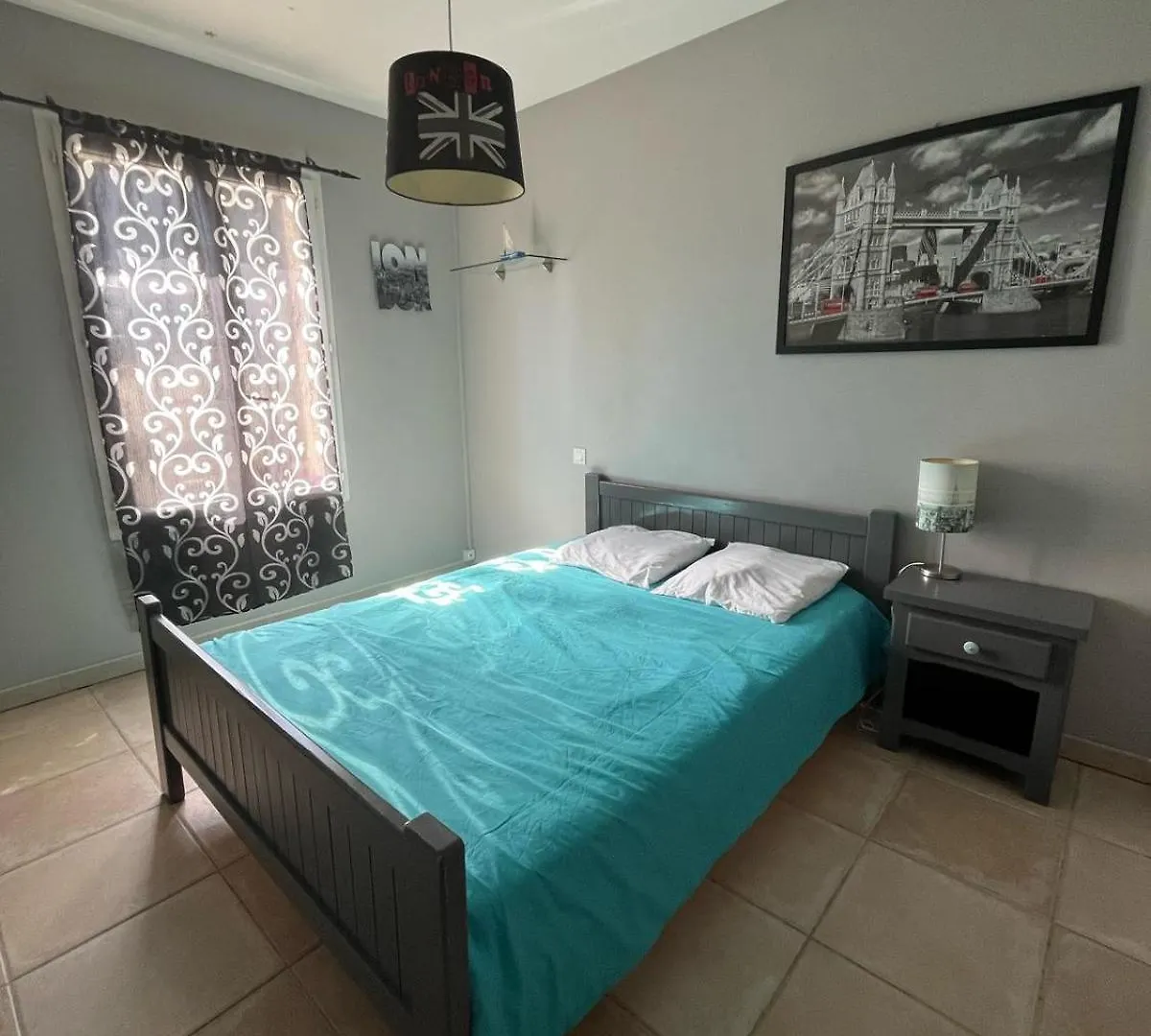 Maison Individuelle Grillon 4 Chambres Villa