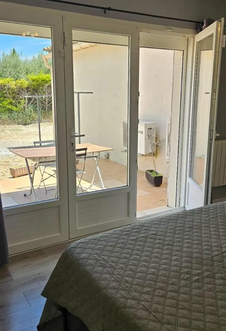Maison Individuelle Grillon 4 Chambres 0*,  Francia